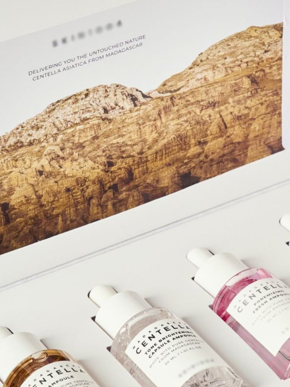 SKIN1004 - Madagascar Centella Ampoule Kit - 4 Piece Travel Size Korean Skincare - Picture 5 of 6